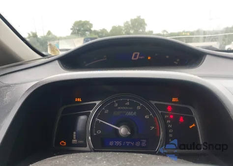 2006 Honda Civic Hybrid z USA, uszkodzony, nr VIN JHMFA36246S019471